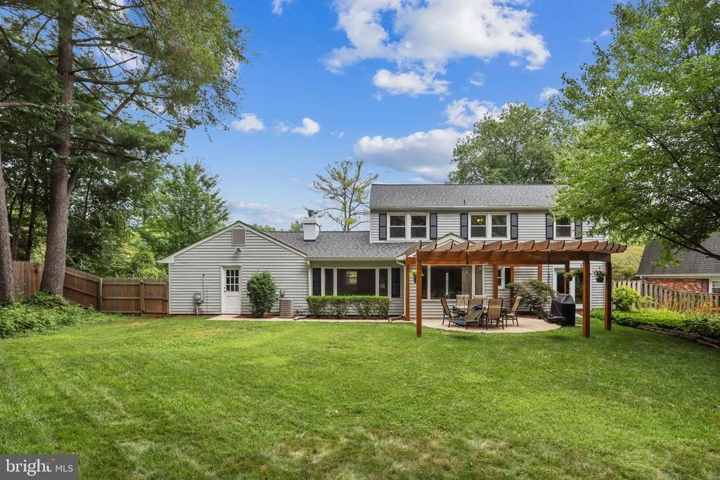 Photo of 14020 RIPPLING BROOK DRIVE