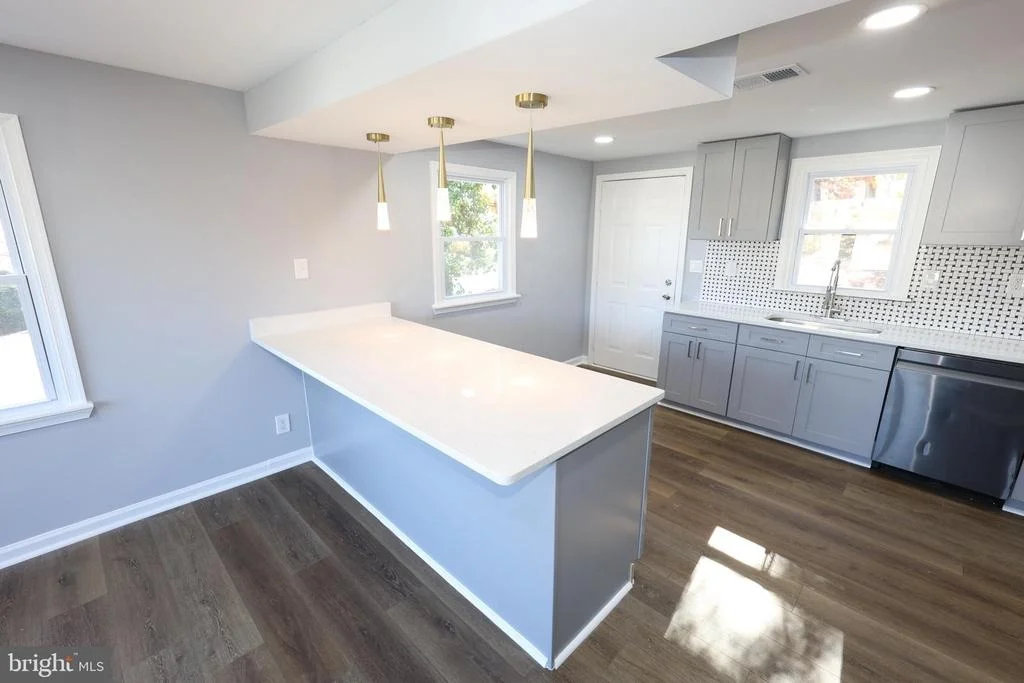 Photo of 4103 MAPLE
