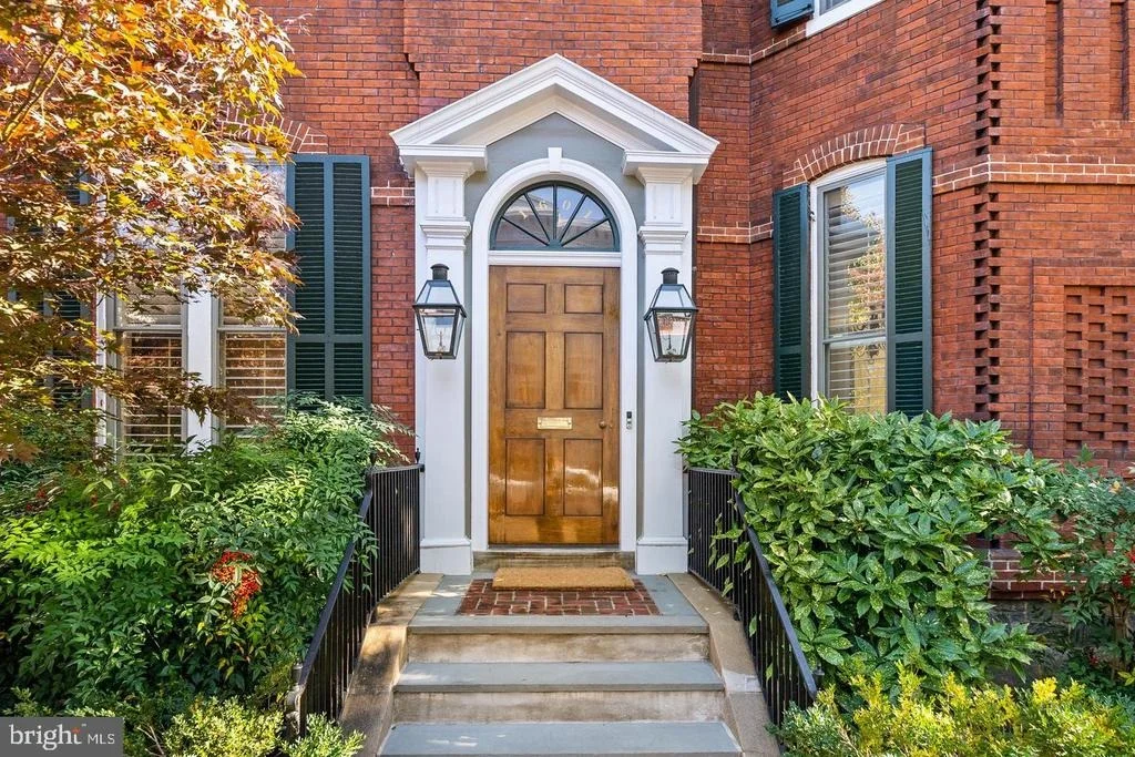 Photo of 1601 28TH STREET NW