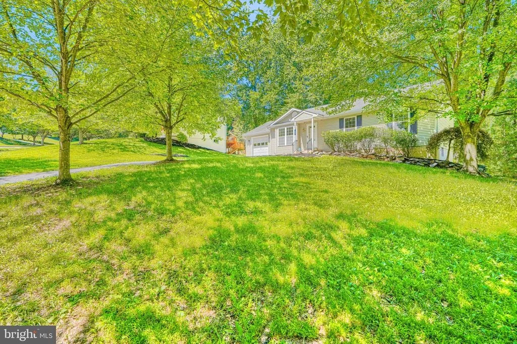 Photo of 1002 MIDVALE AVENUE