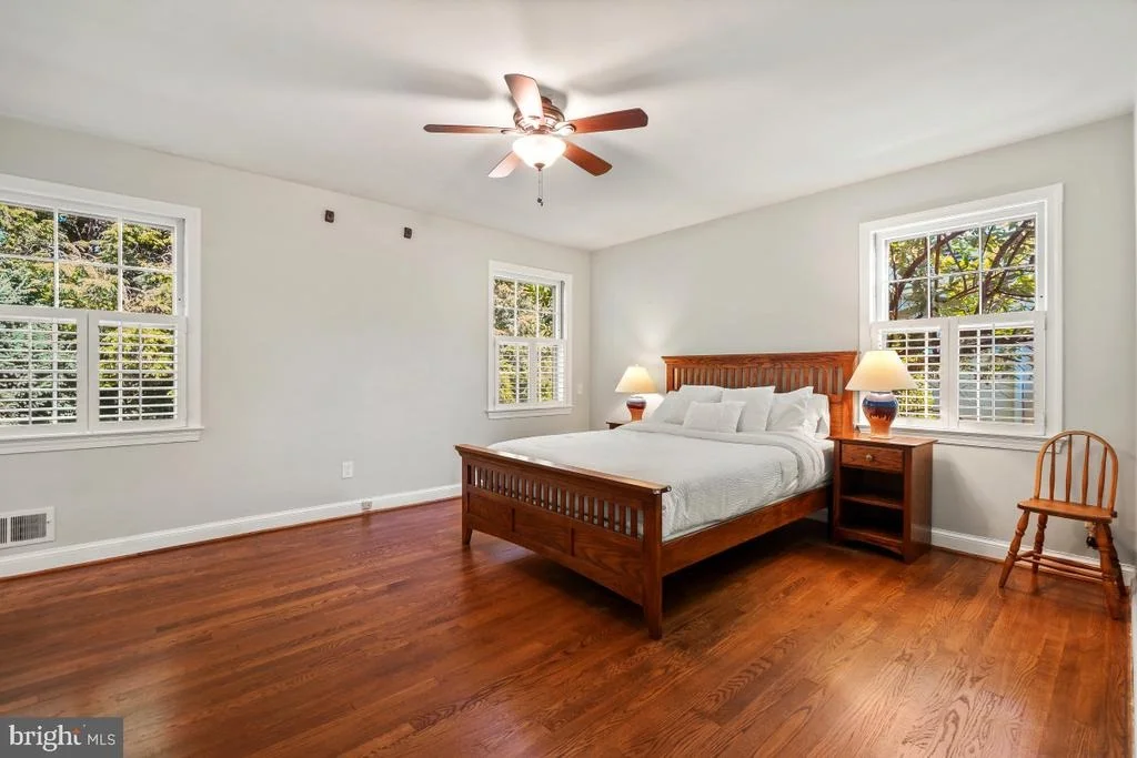 Photo of 7214 POMANDER LANE