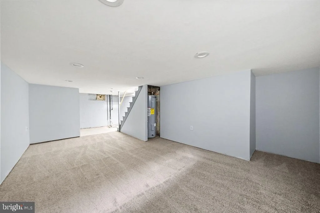 Photo of 408 W 3RD AVENUE