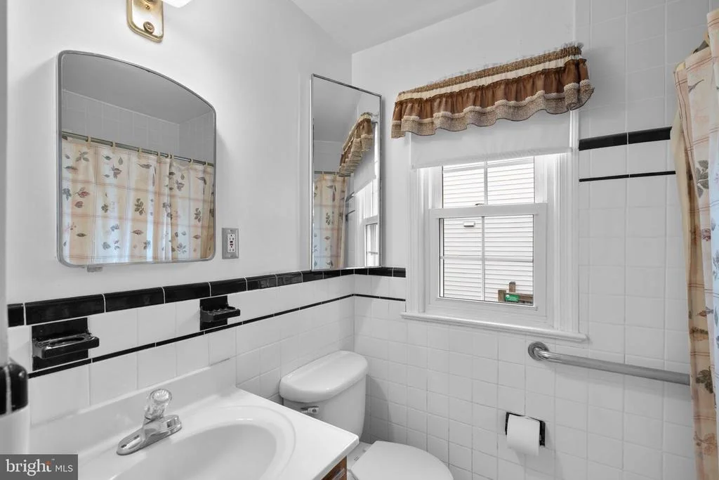 Photo of 319 SAINT LAWRENCE DRIVE