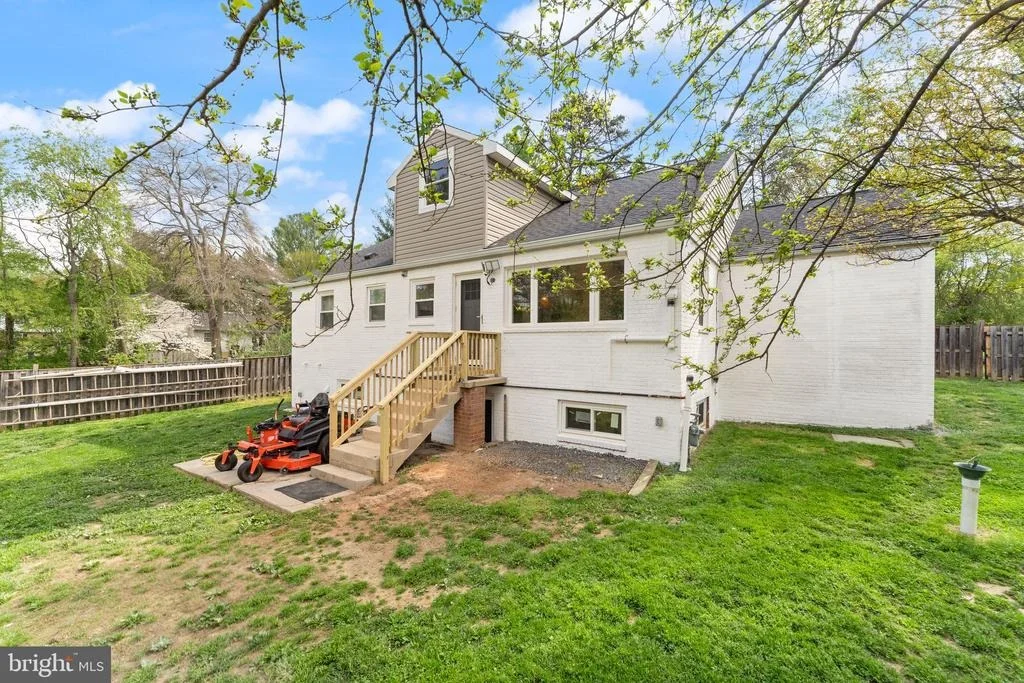 Photo of 4418 GILBERTSON ROAD