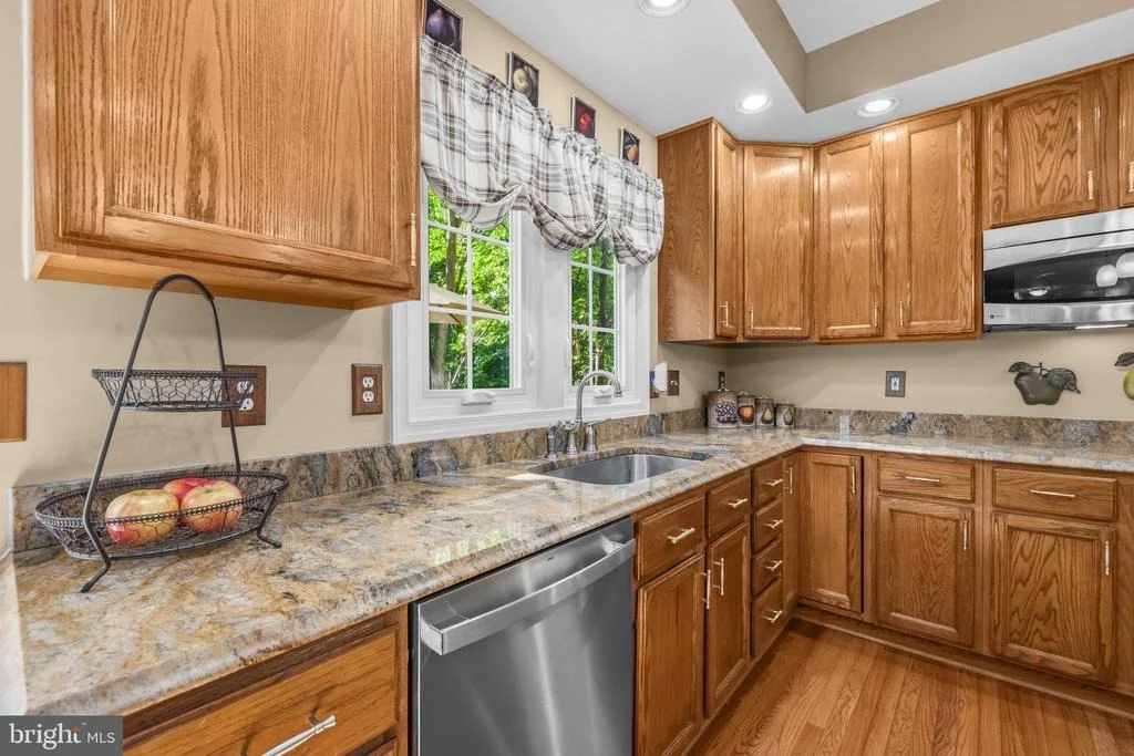 Photo of 21527 FOX FIELD CIRCLE