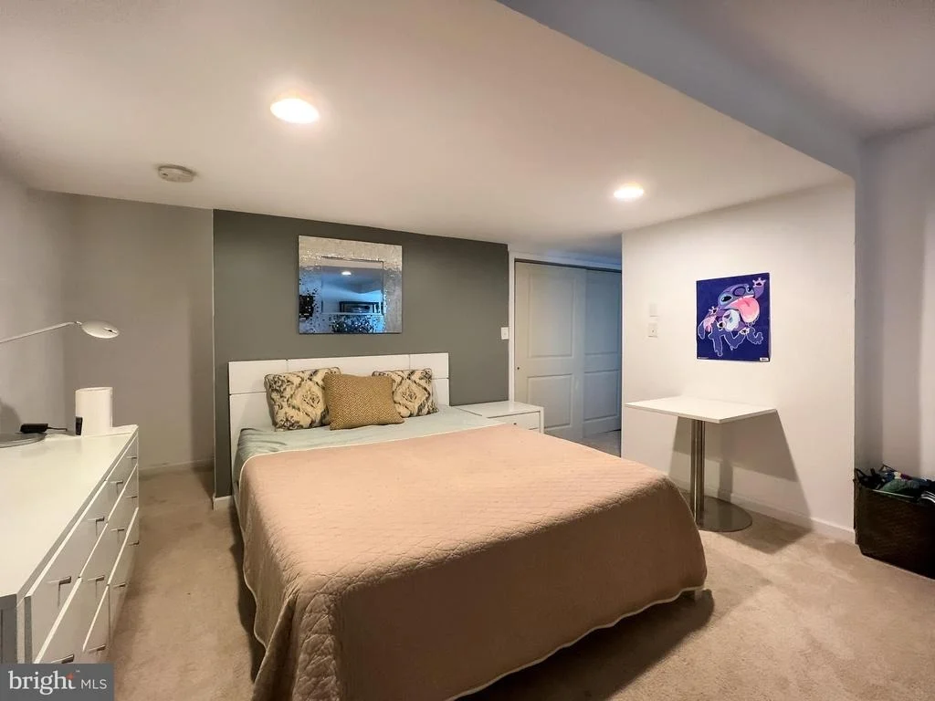Photo of 9601 ROOSTER LANE