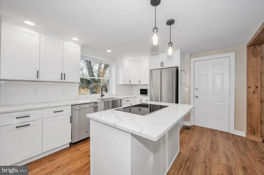 Photo of 11012 ARNOLD LANE