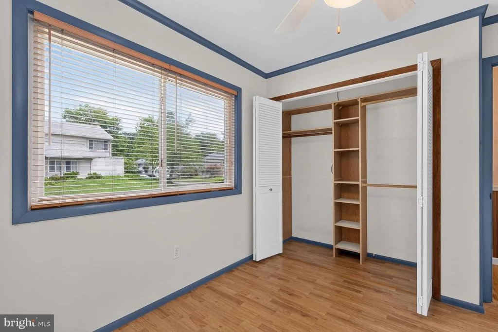 Photo of 323 AVONDALE DRIVE