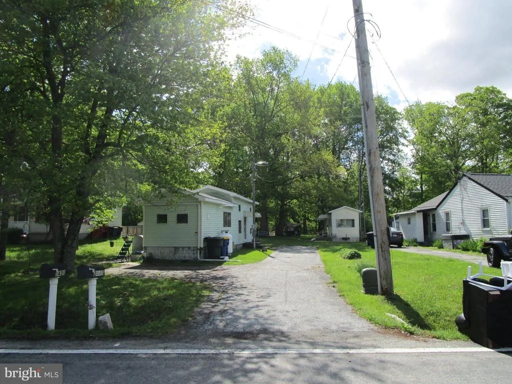 Photo of 2434 WHITE OAK