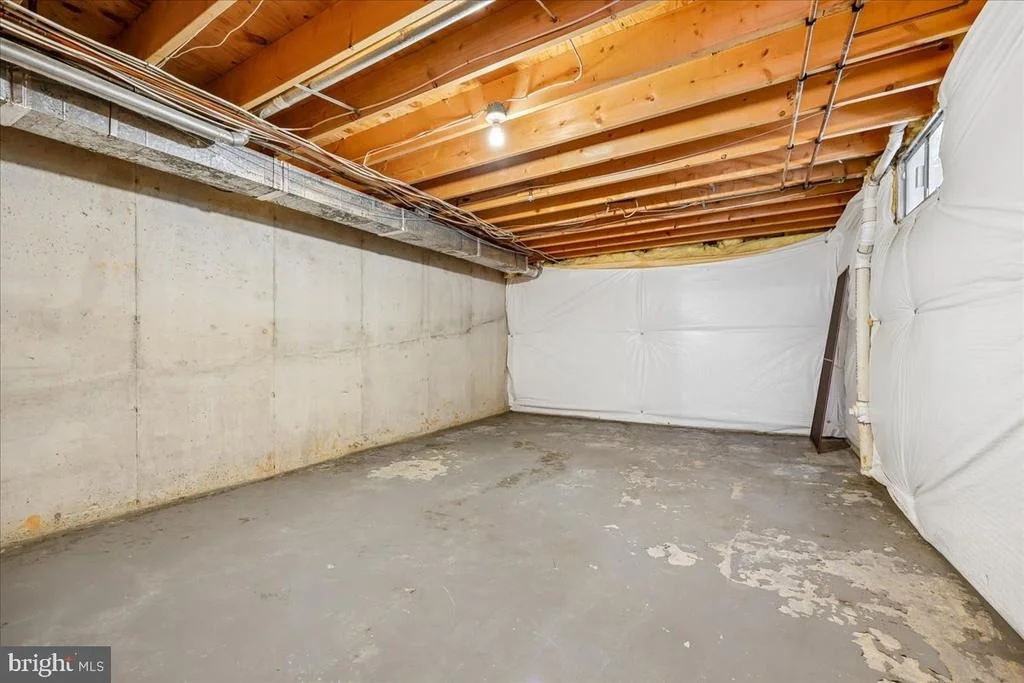 Photo of 21400 MANOR VIEW CIRCLE