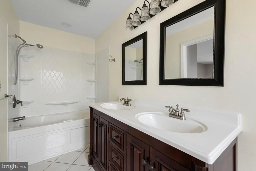 Photo of 11 ARNELL ROAD