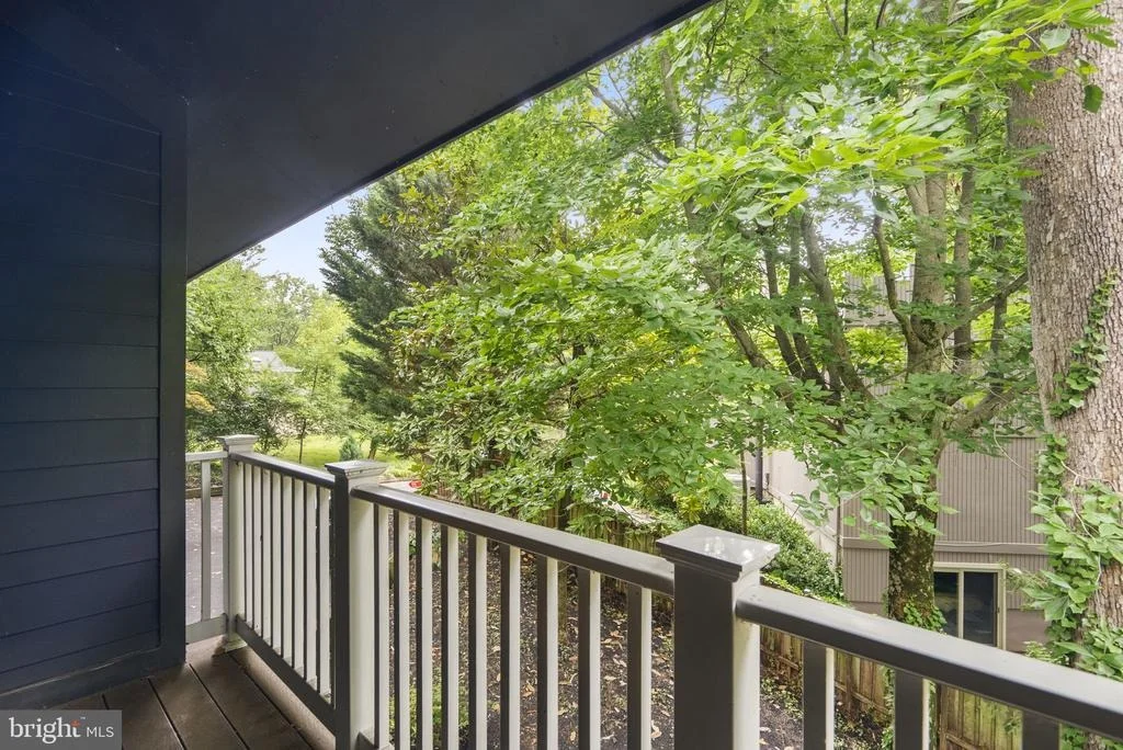 Photo of 8025 RIVERSIDE DRIVE