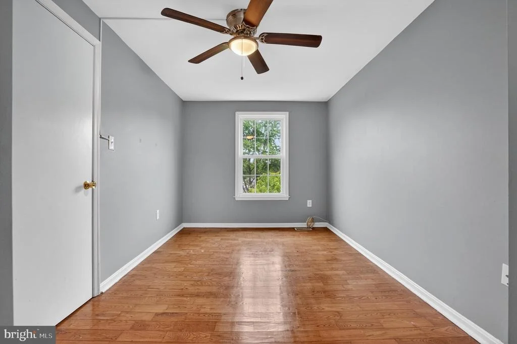 Photo of 5815 RIVERSIDE DRIVE