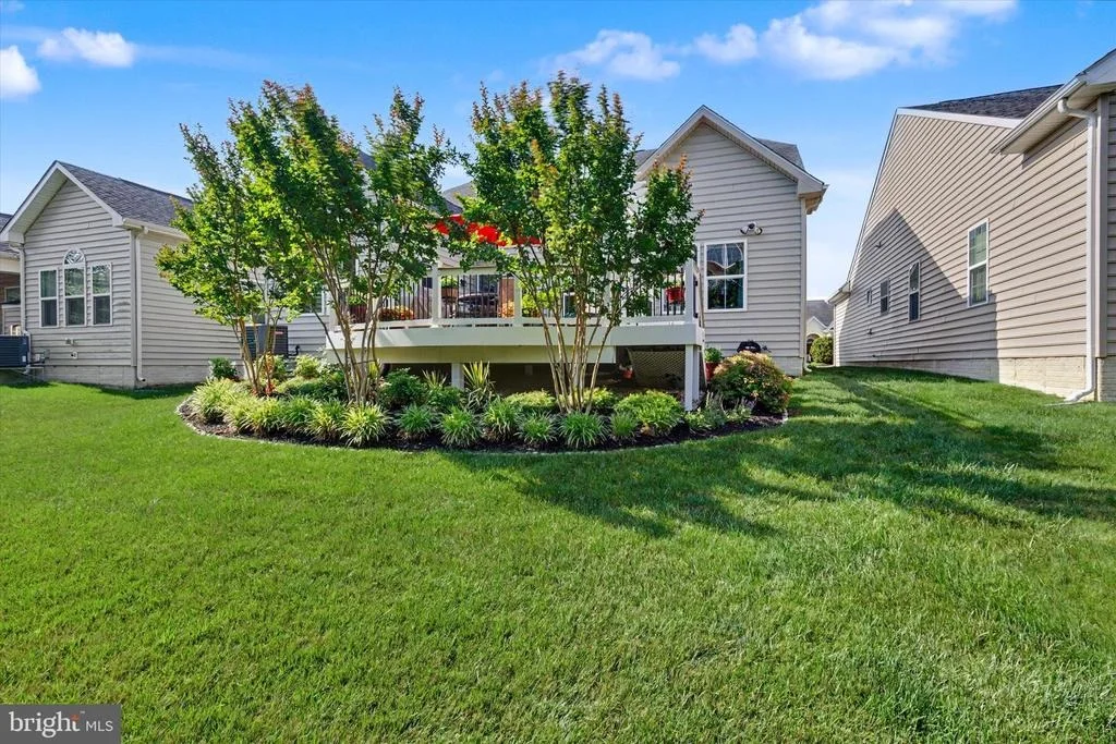 Photo of 314 GALLANT FOX DRIVE