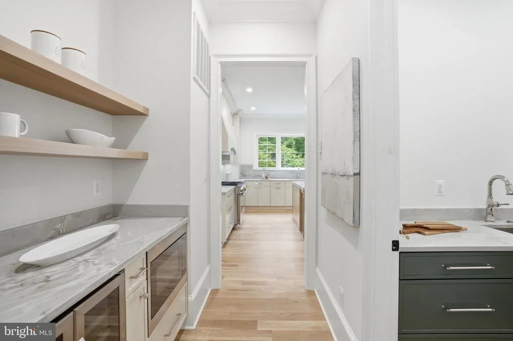 Photo of 1142 CAMERON ROAD