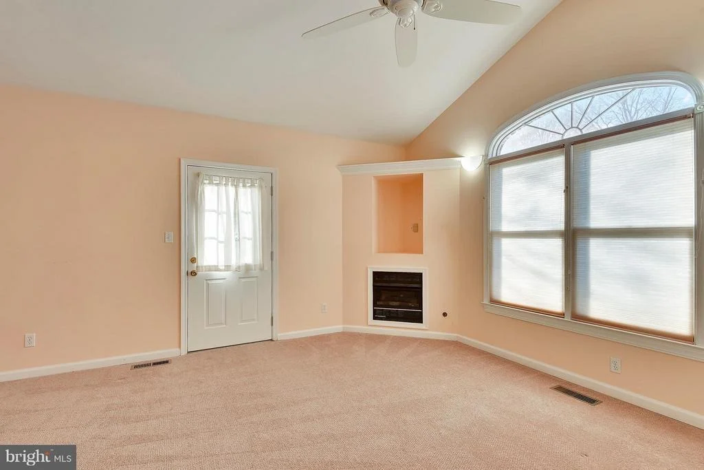 Photo of 5326 YORKTOWN BOULEVARD
