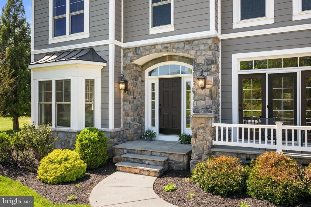 Photo of 413 VIERLING DRIVE