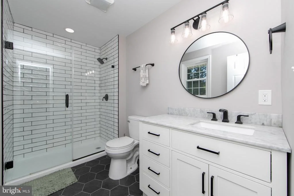 Photo of 507 HOWARD ROAD