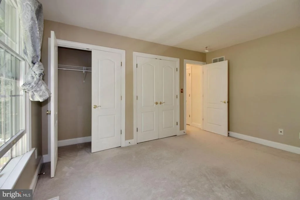 Photo of 1105 THOMPSON WAY