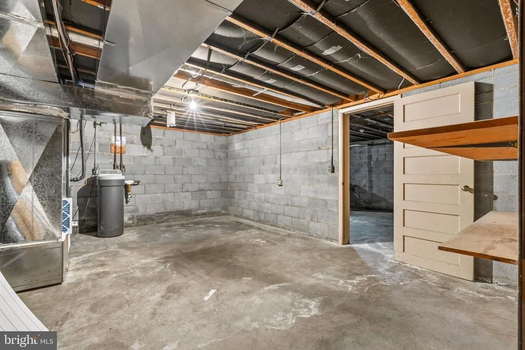 Photo of 6783 SUNNYBROOK DRIVE
