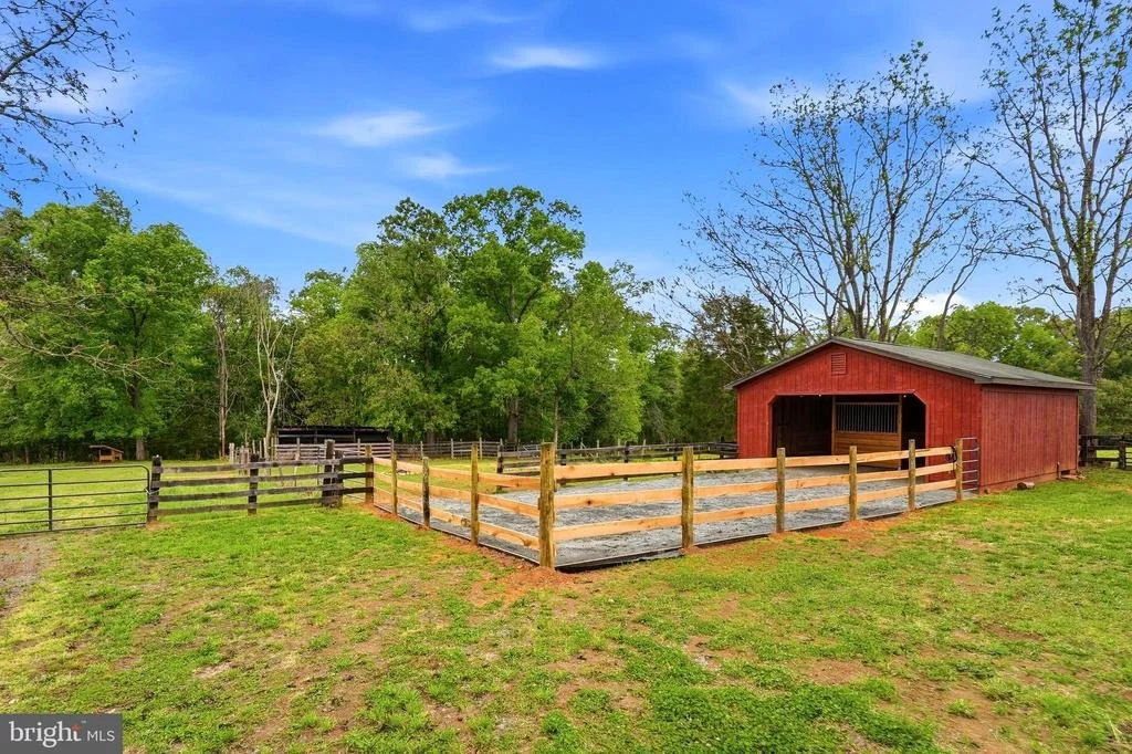 Photo of 481 JAMES CITY ROAD