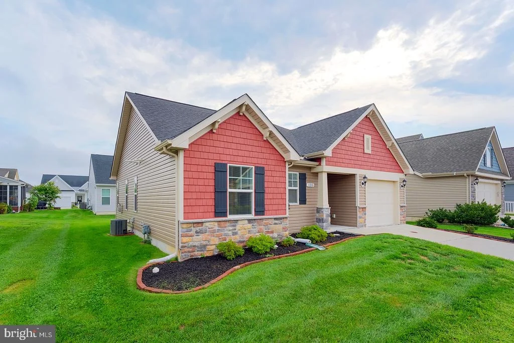 Photo of 135 CASSELBERRY LANE