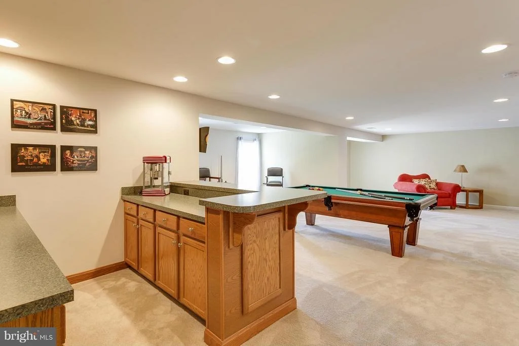Photo of 619 PINEVIEW COURT