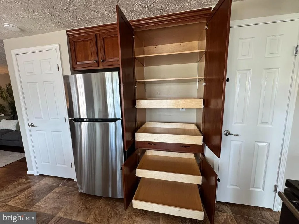 Photo of 3803 PROCTOR LANE