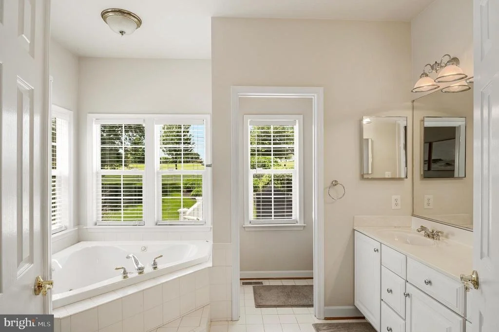 Photo of 6106 CHALLEDON CIRCLE