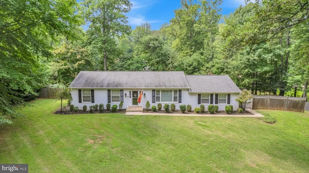 Photo of 5238 GRAYSTONE ROAD