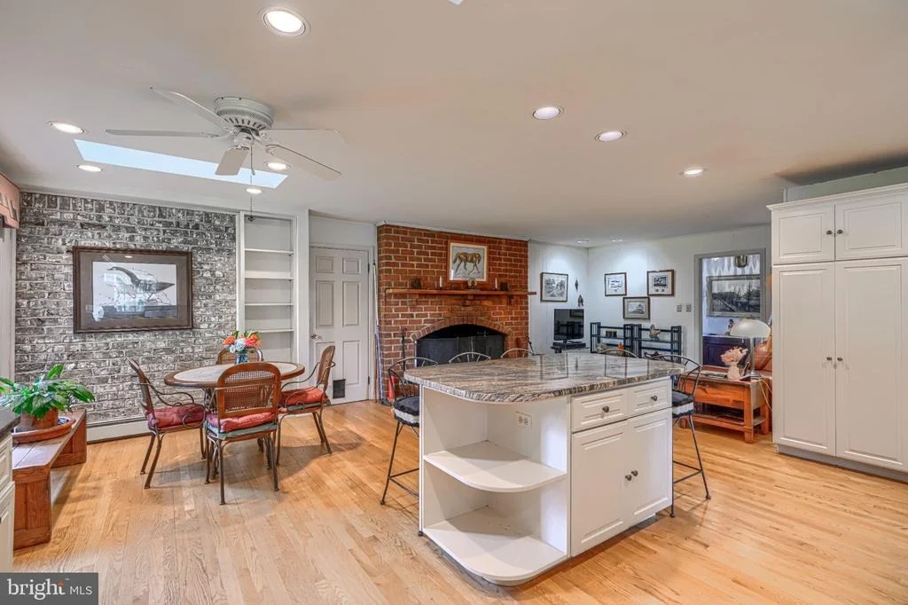 Photo of 16331 MARKOE
