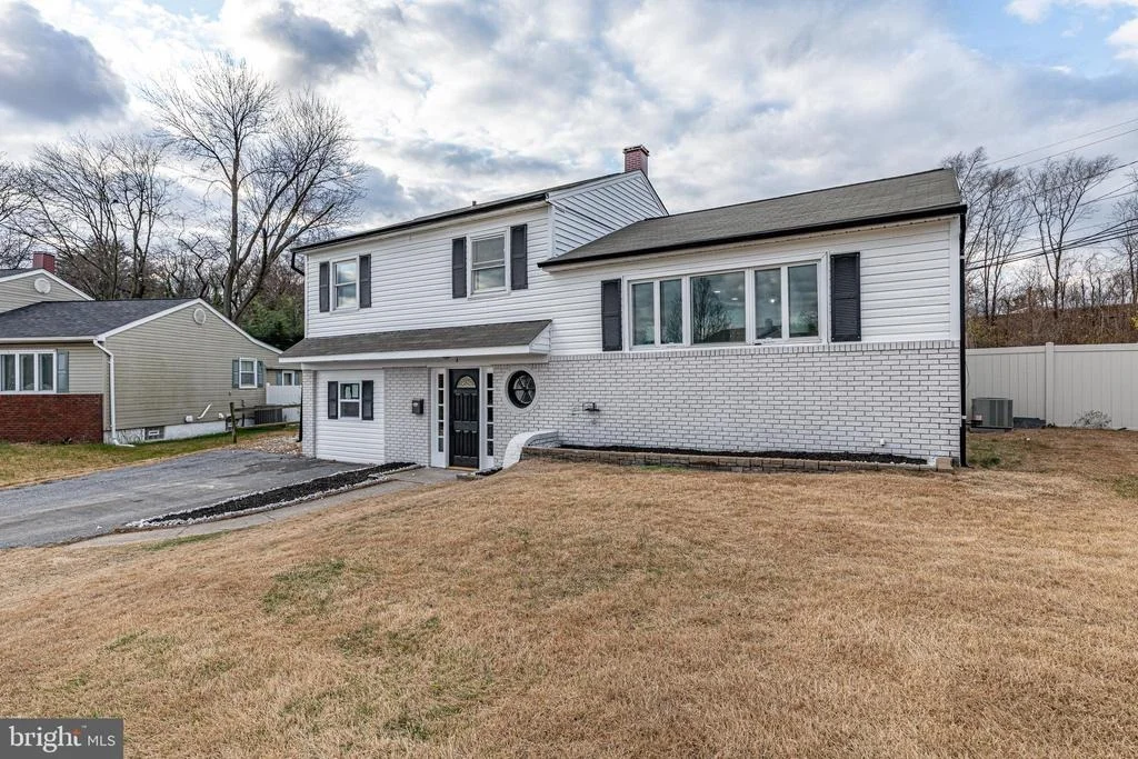 Photo of 709 BAYLOR ROAD