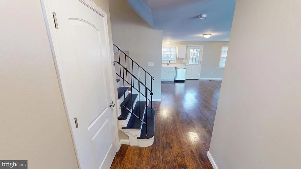 Photo of 5014 NICHOLAS ROAD