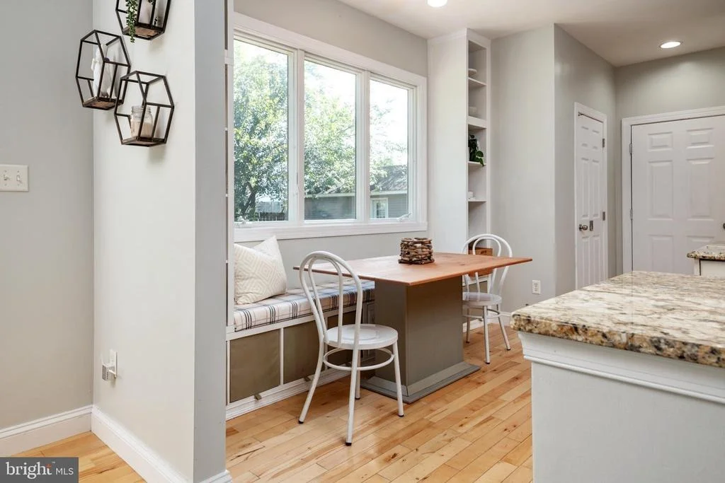 Photo of 1351 CALVERT ROAD