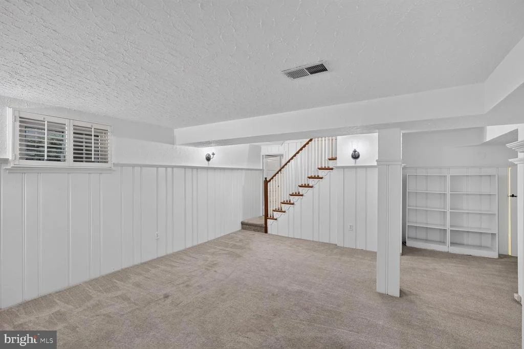 Photo of 8201 LARRY PLACE