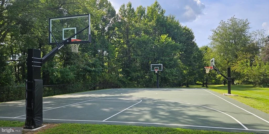 Photo of 5381 ASHLEIGH ROAD