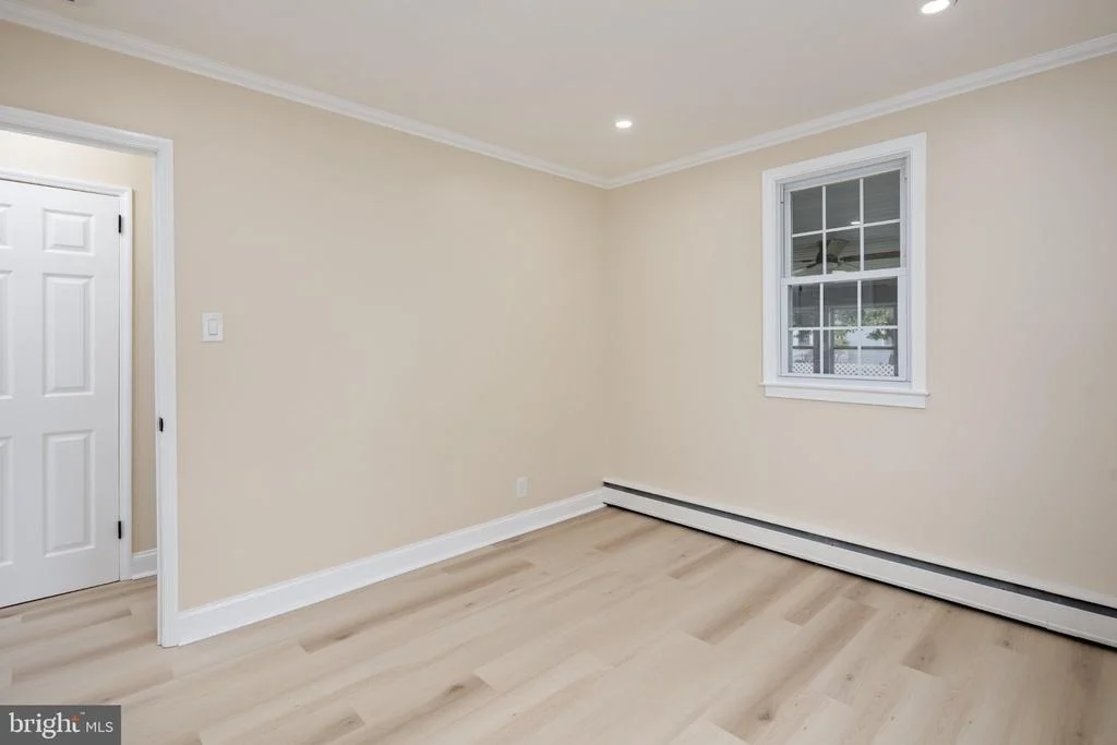 Photo of 8202 LONGPOINT ROAD