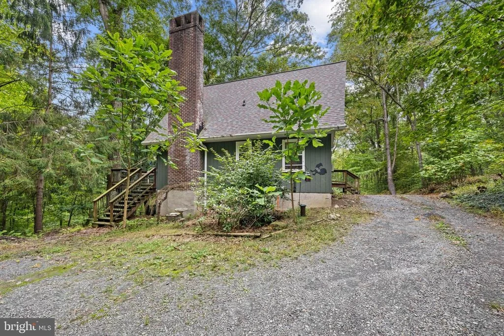 Photo of 502 SILVER RUN VALLEY ROAD