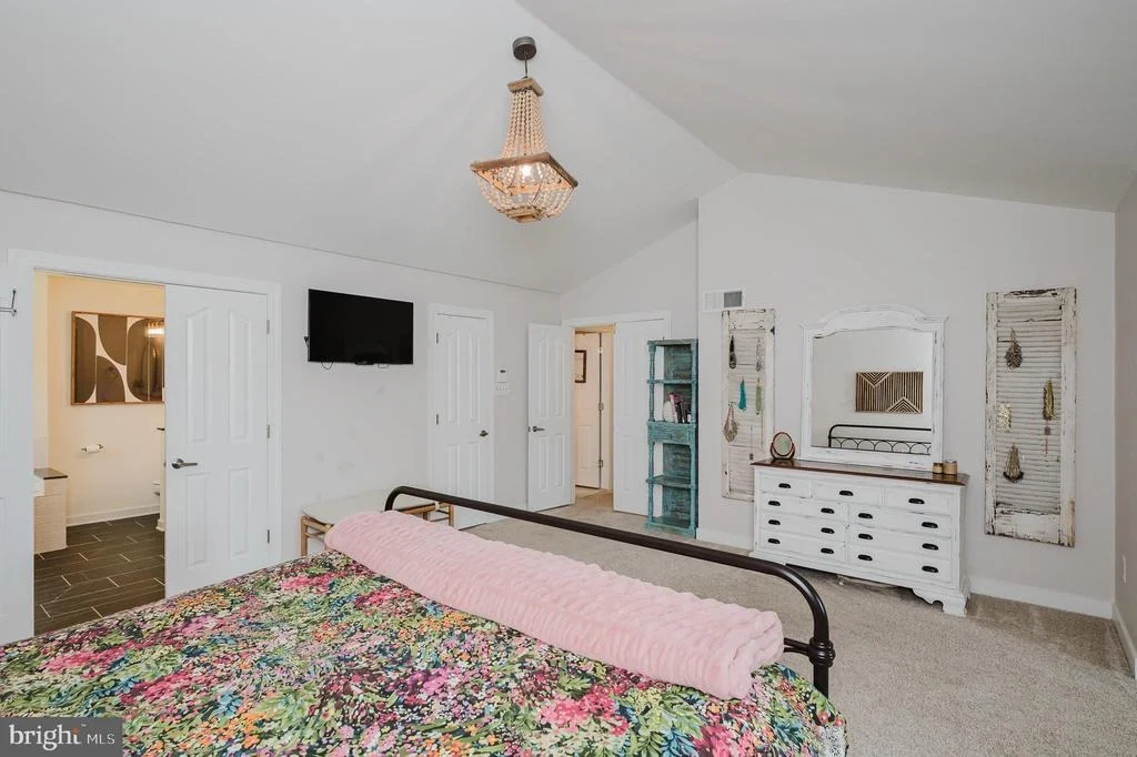 Photo of 2320 QUEENSBURY DRIVE