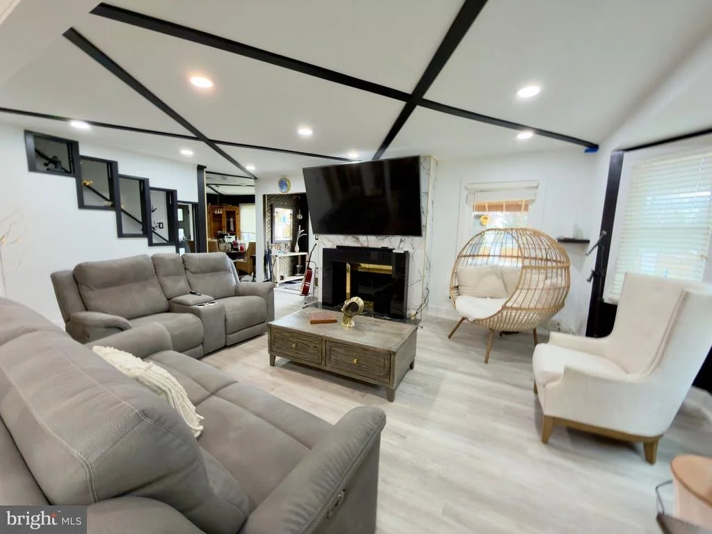 Photo of 16720 LONGDRAFT ROAD