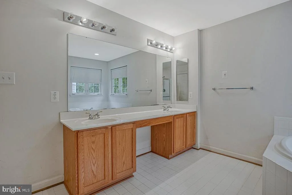 Photo of 2310 NICOL CIRCLE