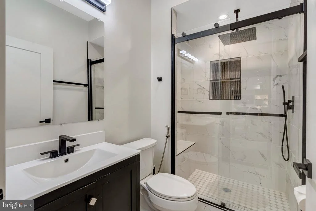 Photo of 8709 YORKSHIRE LANE