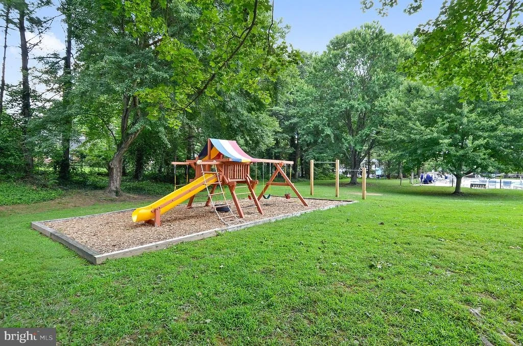 Photo of 13913 BROOMALL LANE