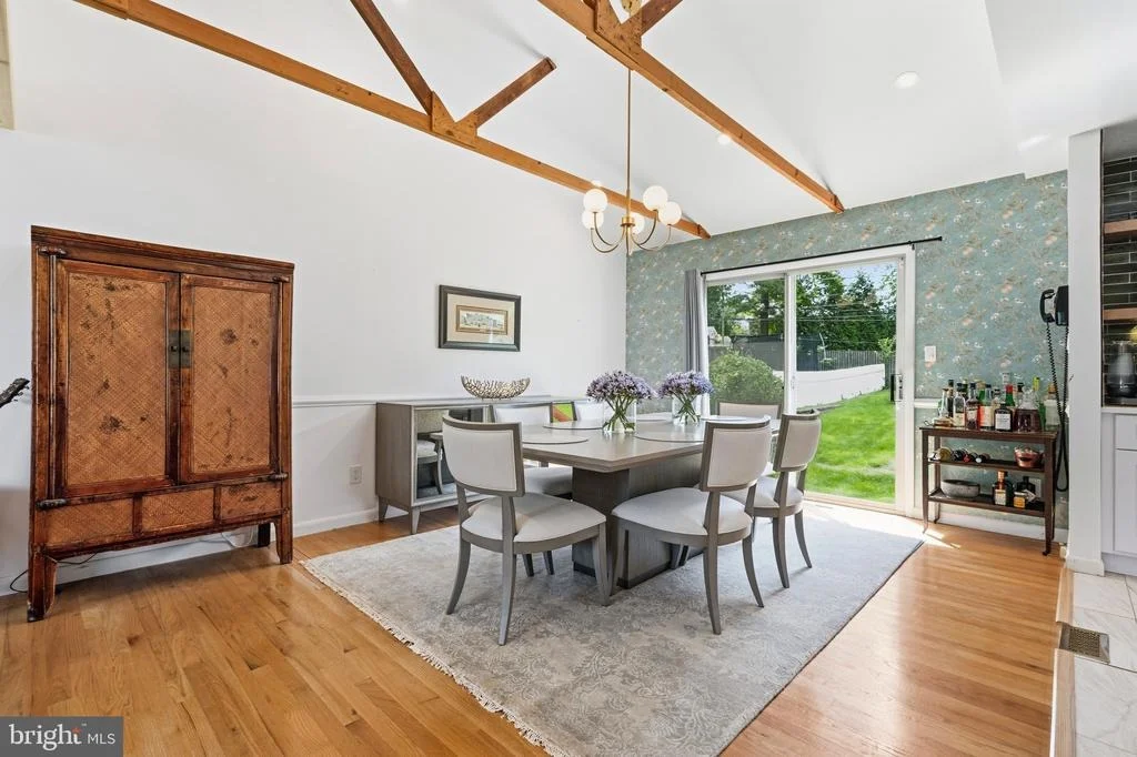 Photo of 524 MAPLE RIDGE LANE