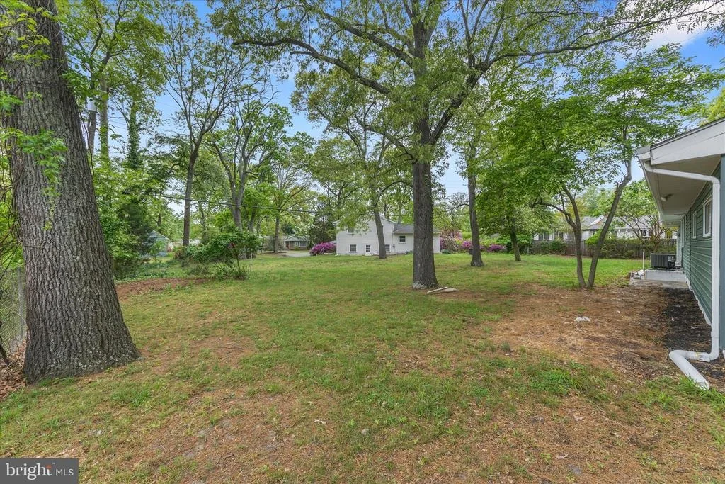 Photo of 1511 LONG POINT ROAD