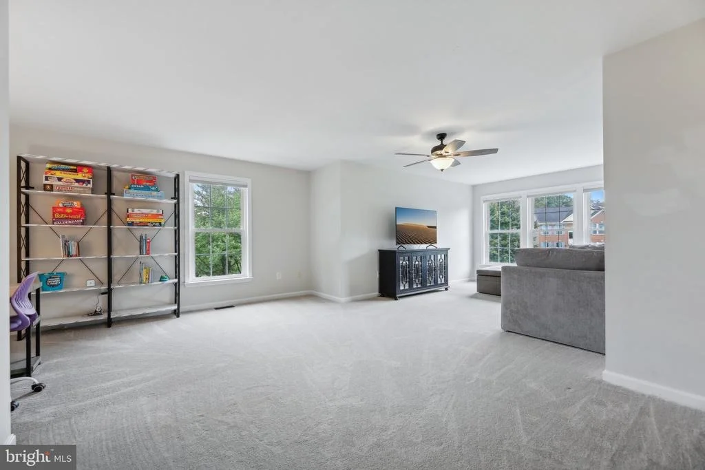 Photo of 1113 MEADOWGREEN DRIVE