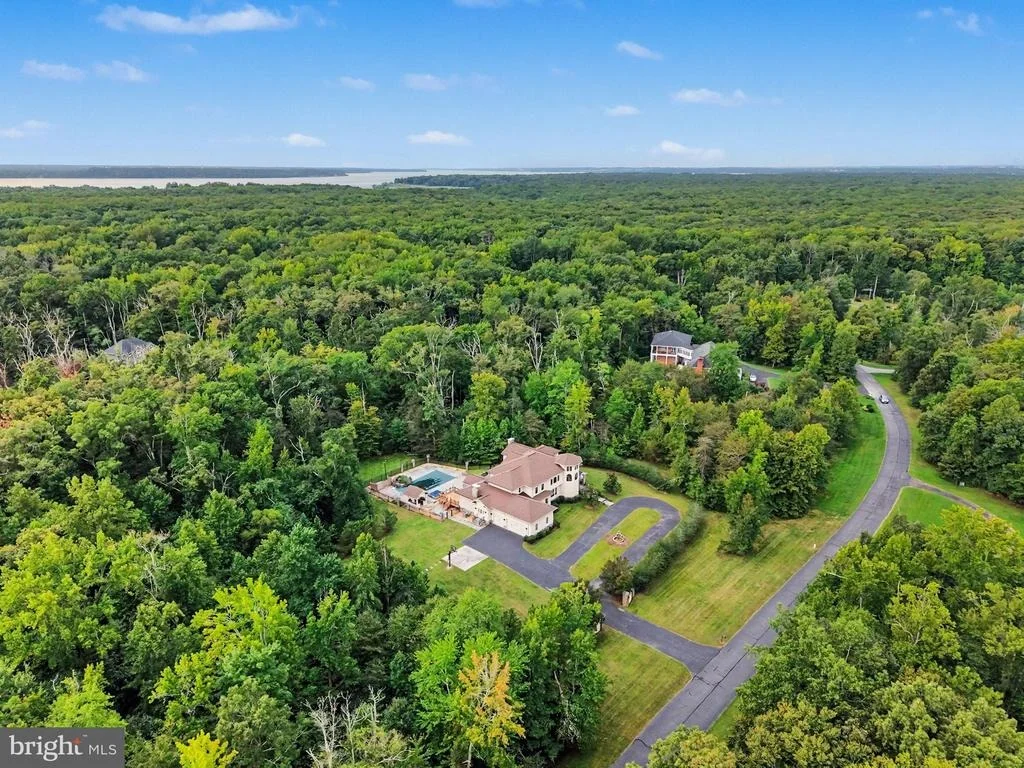 Photo of 5985 SAINT CATHERINES LANE