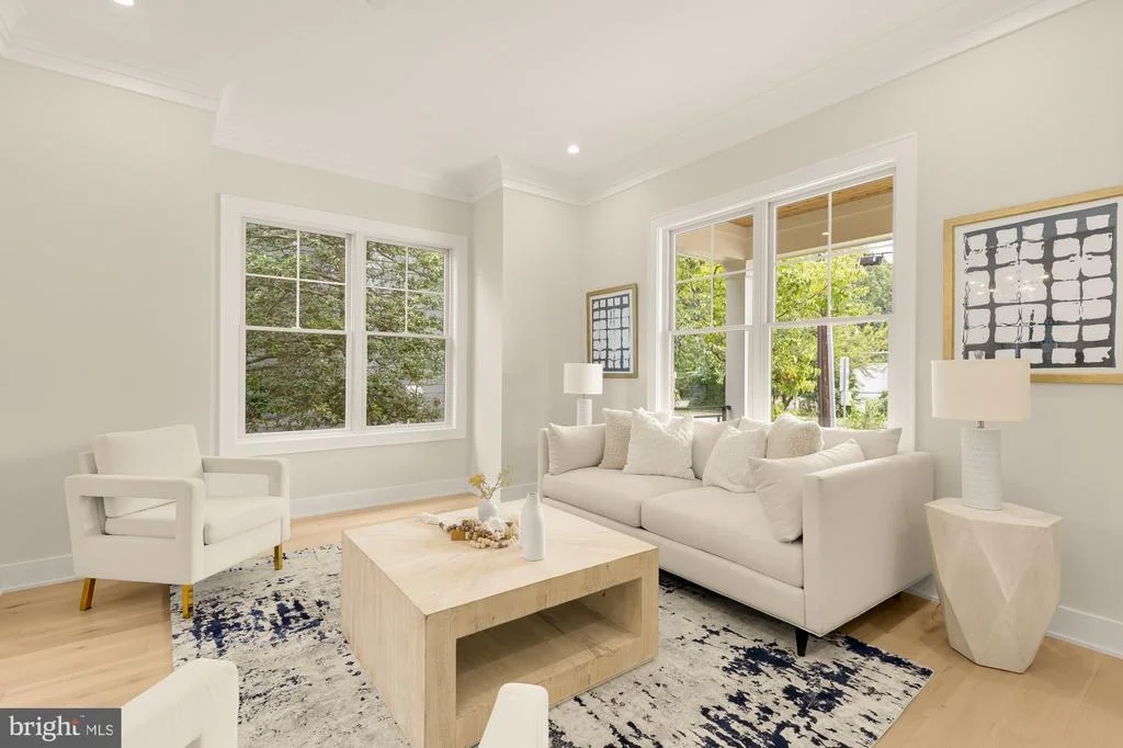 Photo of 9512 FOREST ROAD