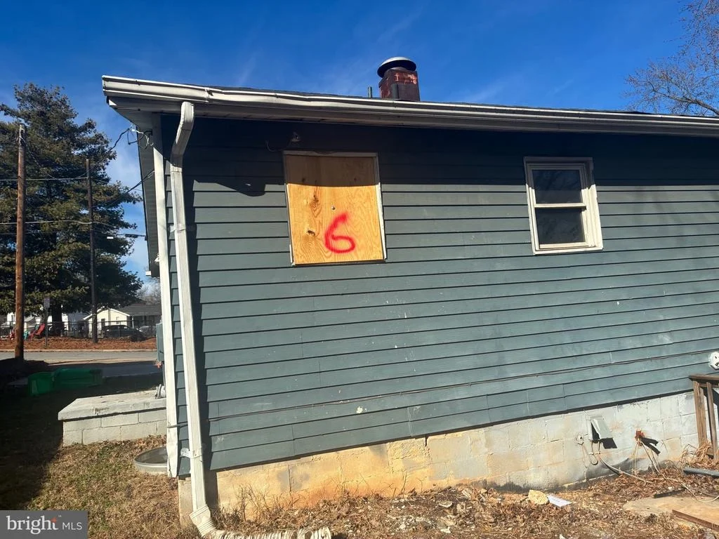 Photo of 1117 BOOTH LANE