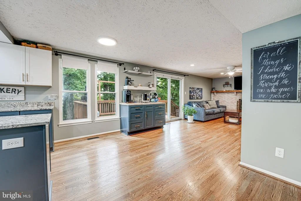 Photo of 15198 HOLLEYSIDE DRIVE